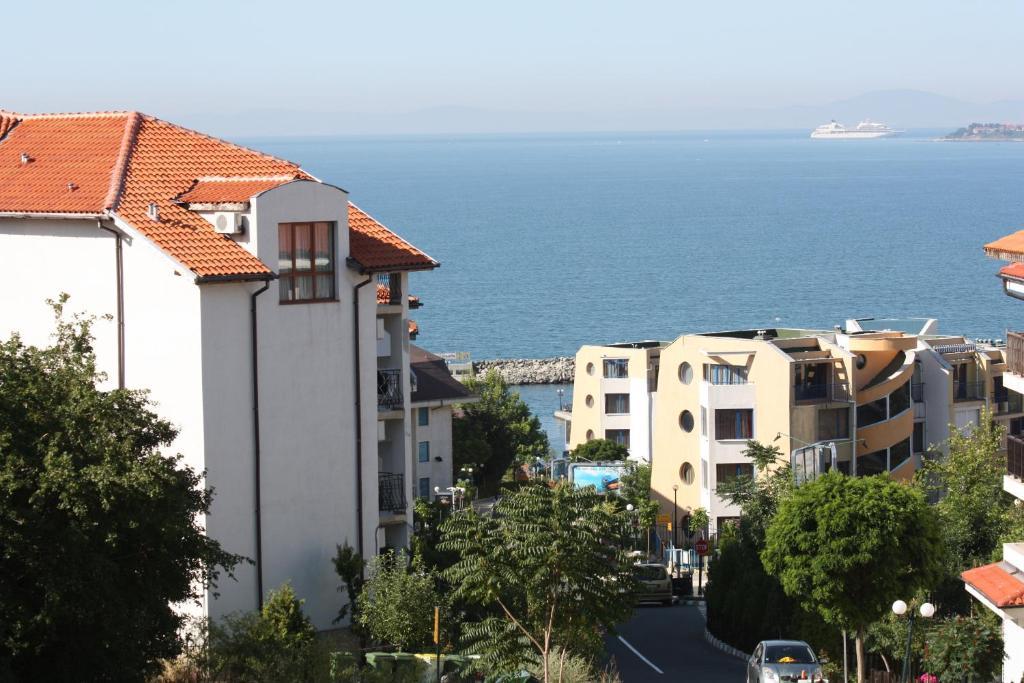 Triumph Holiday Village Sveti Vlas Exterior photo